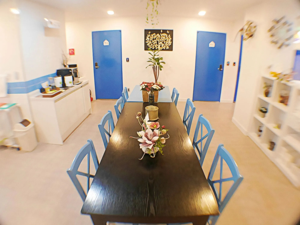 Road Myeongdong Guesthouse