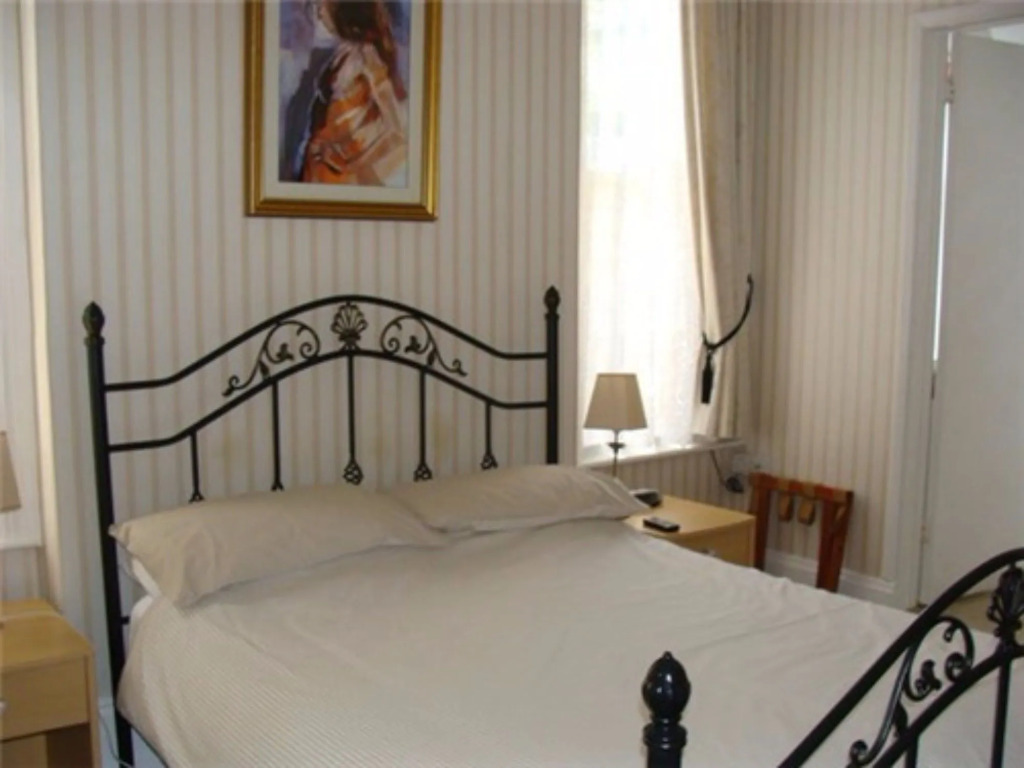 Birkdale Guest House