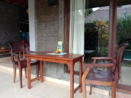Dedik House