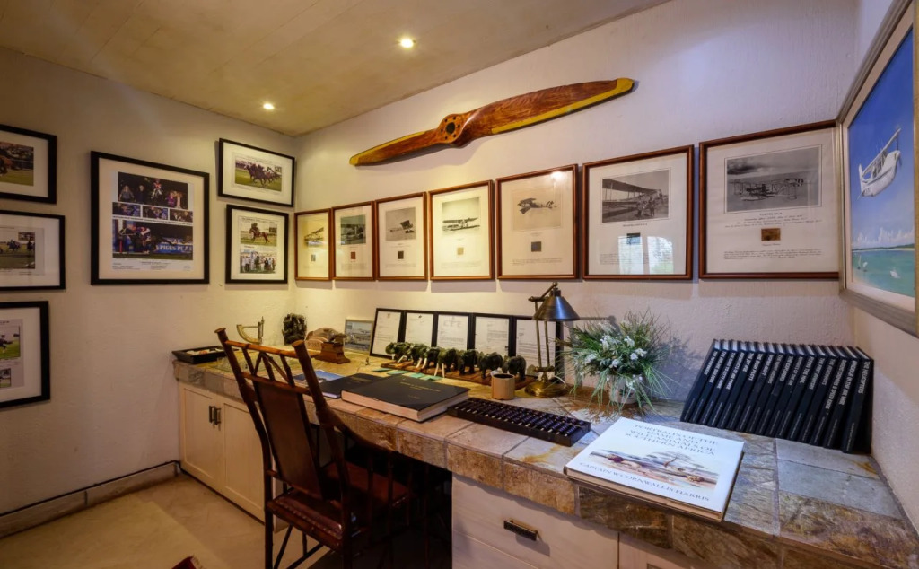 Khaya Ndlovu Safari Manor