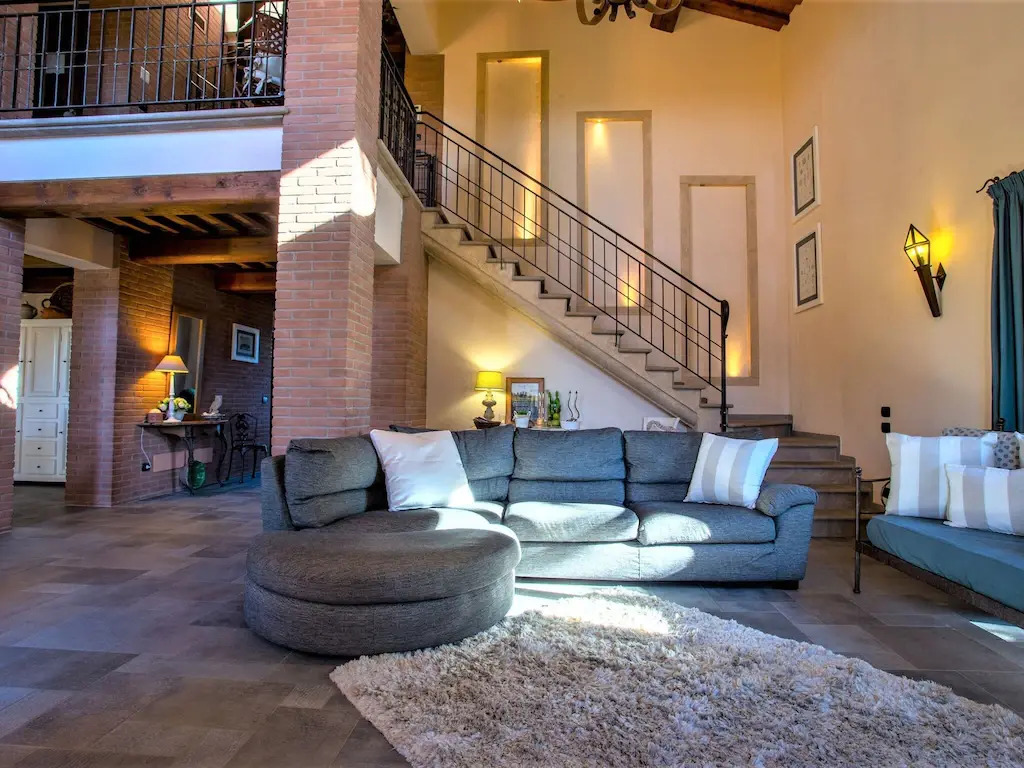 Pleasant Villa in Peccioli With Private Swimming Pool