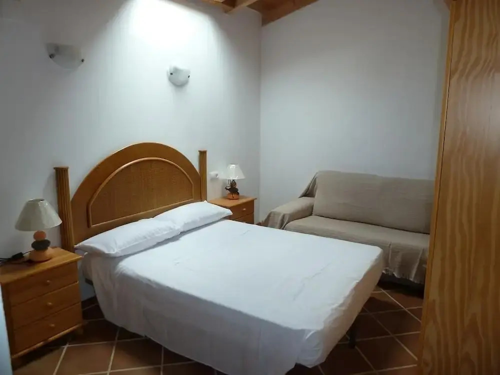 Casitas Gorgos - Monty's