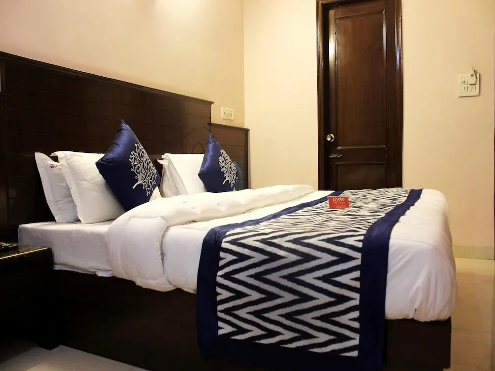 OYO 1849 Hotel Hindustan International