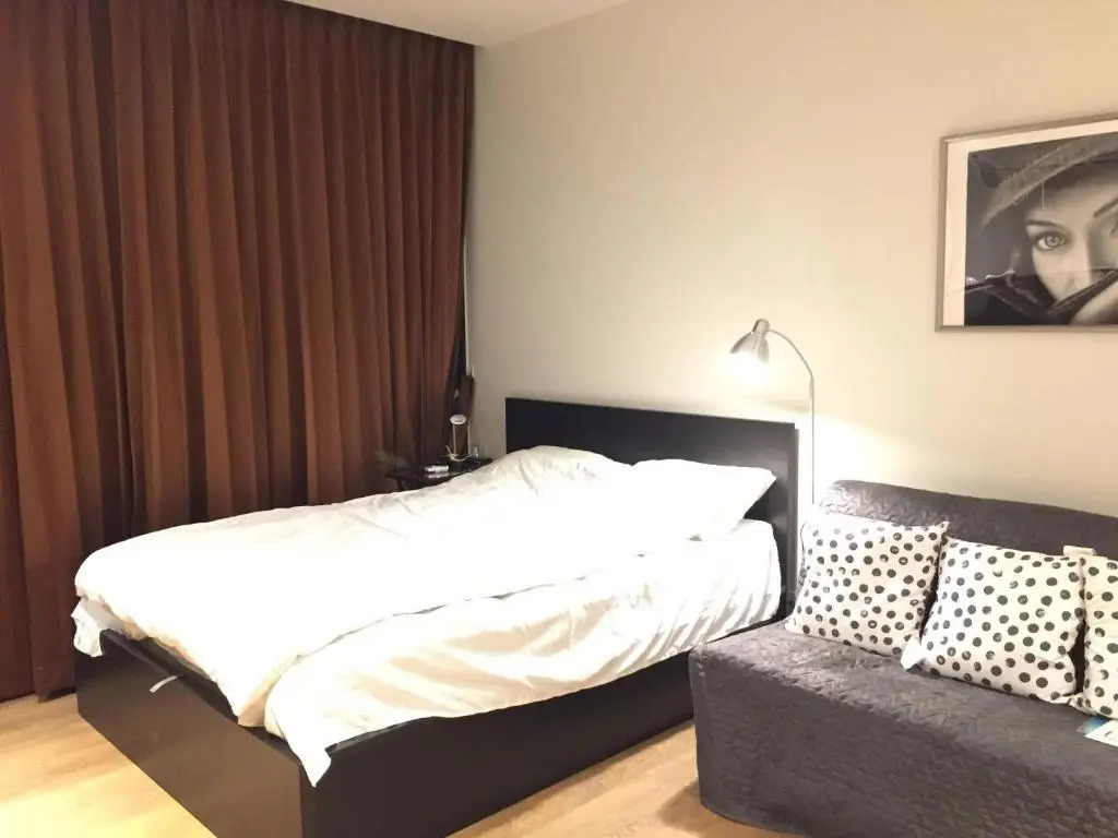 1br@bts E5,skytop Pool@50f,free Pocketwifi#213