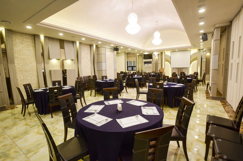 Embledon Hotel