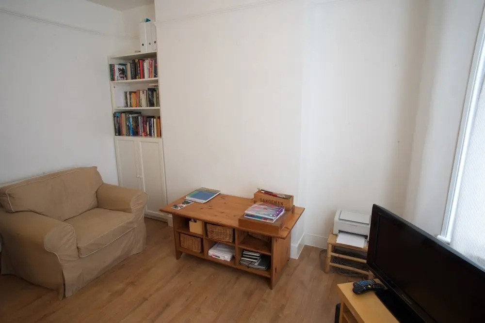 Victorian Flat In Homerton