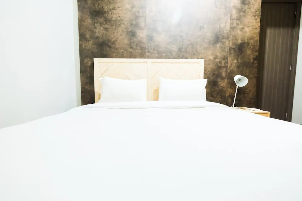 Luxurious 2BR St. Moritz Puri Apartment with Private Lift