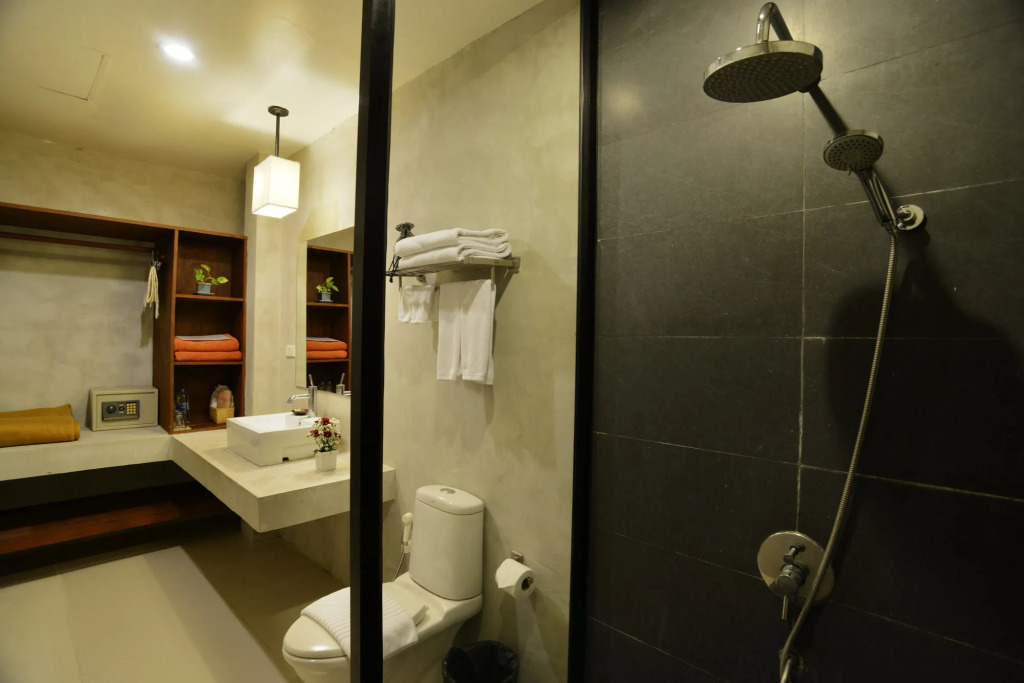 Yoma Hotel, Pai