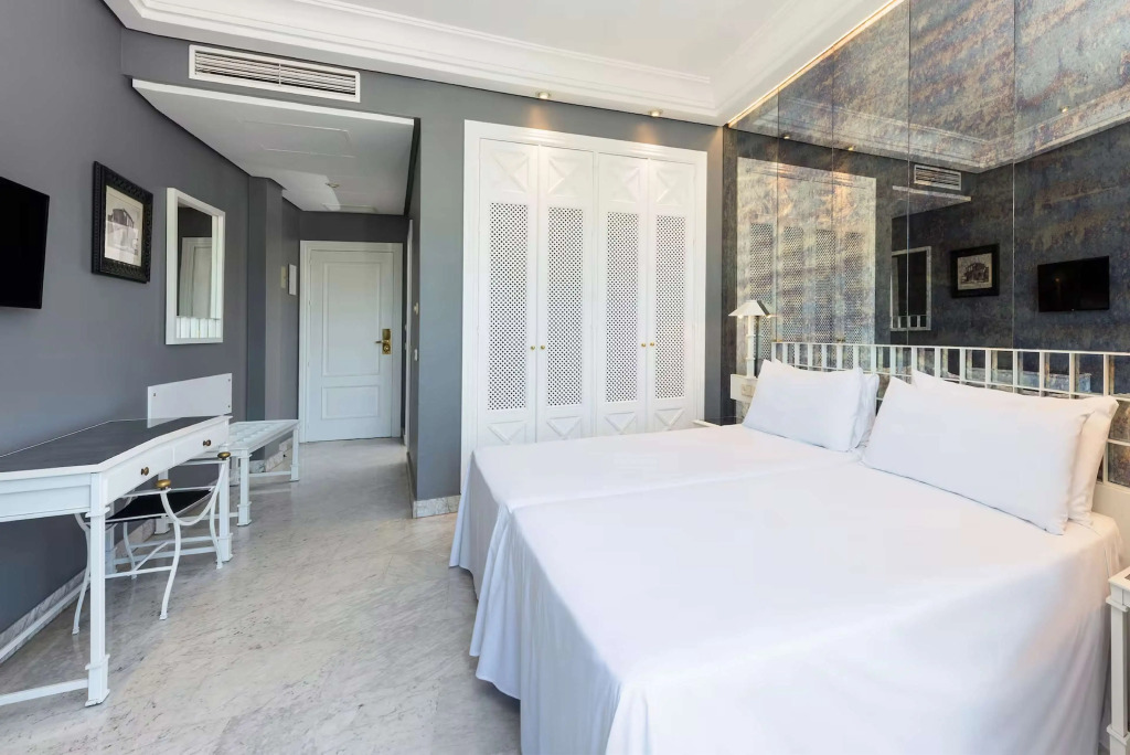 AZZ Mérida Medea Hotel