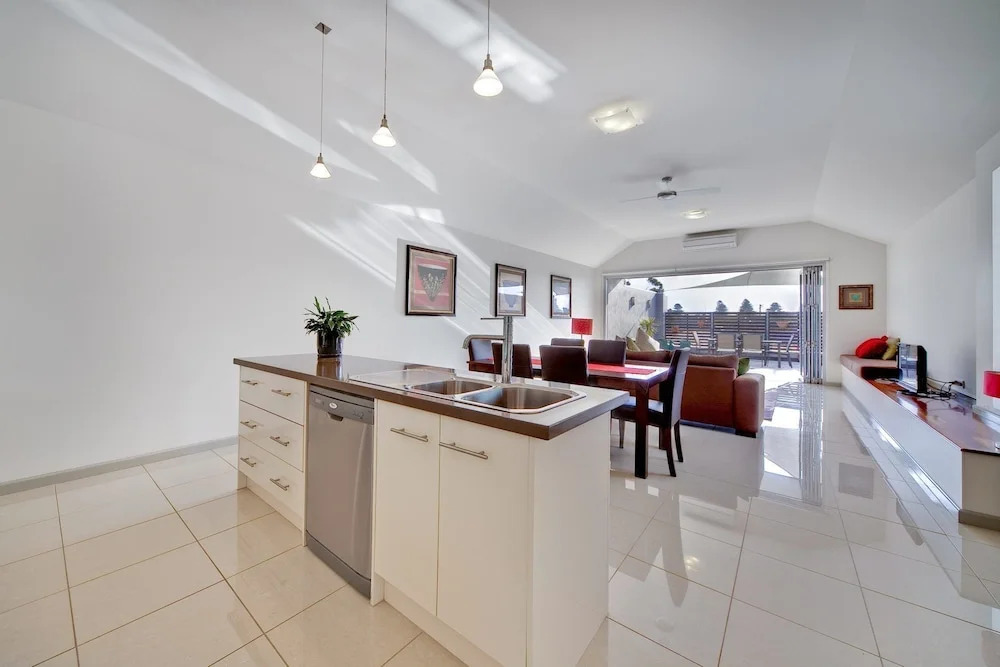 32a Sackville St