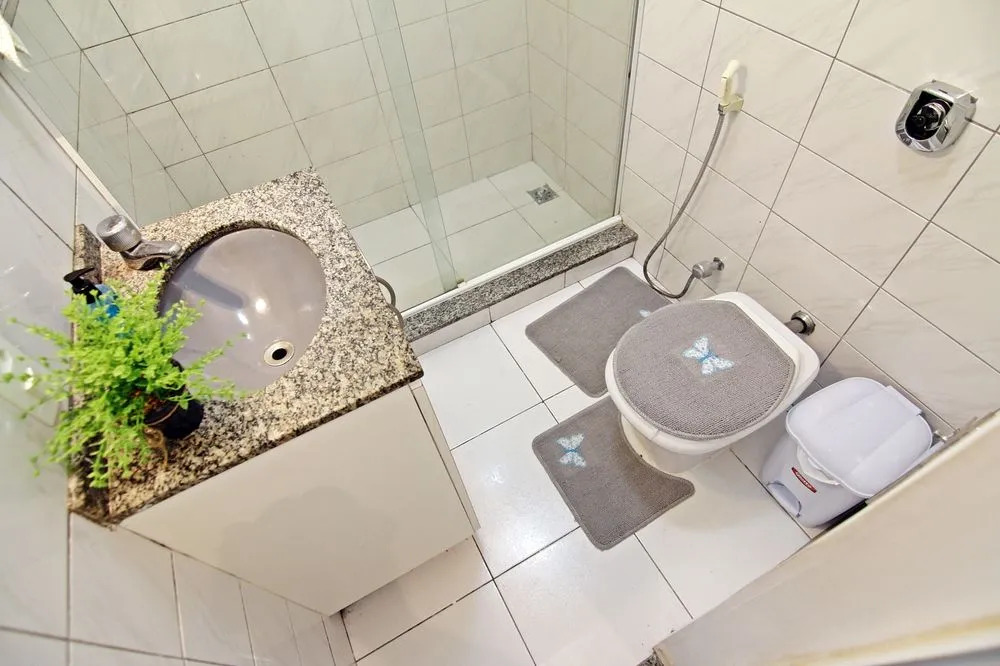 Apartamento Decorado Em Copacabana | Sf 184/604