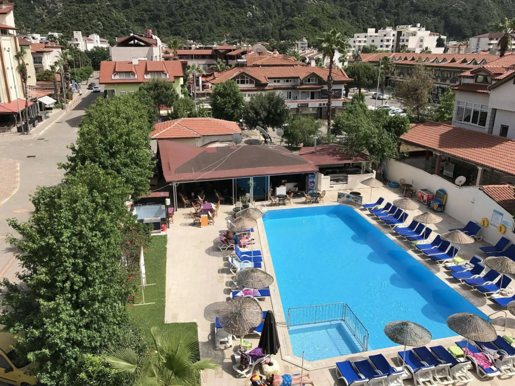 Private Hotel