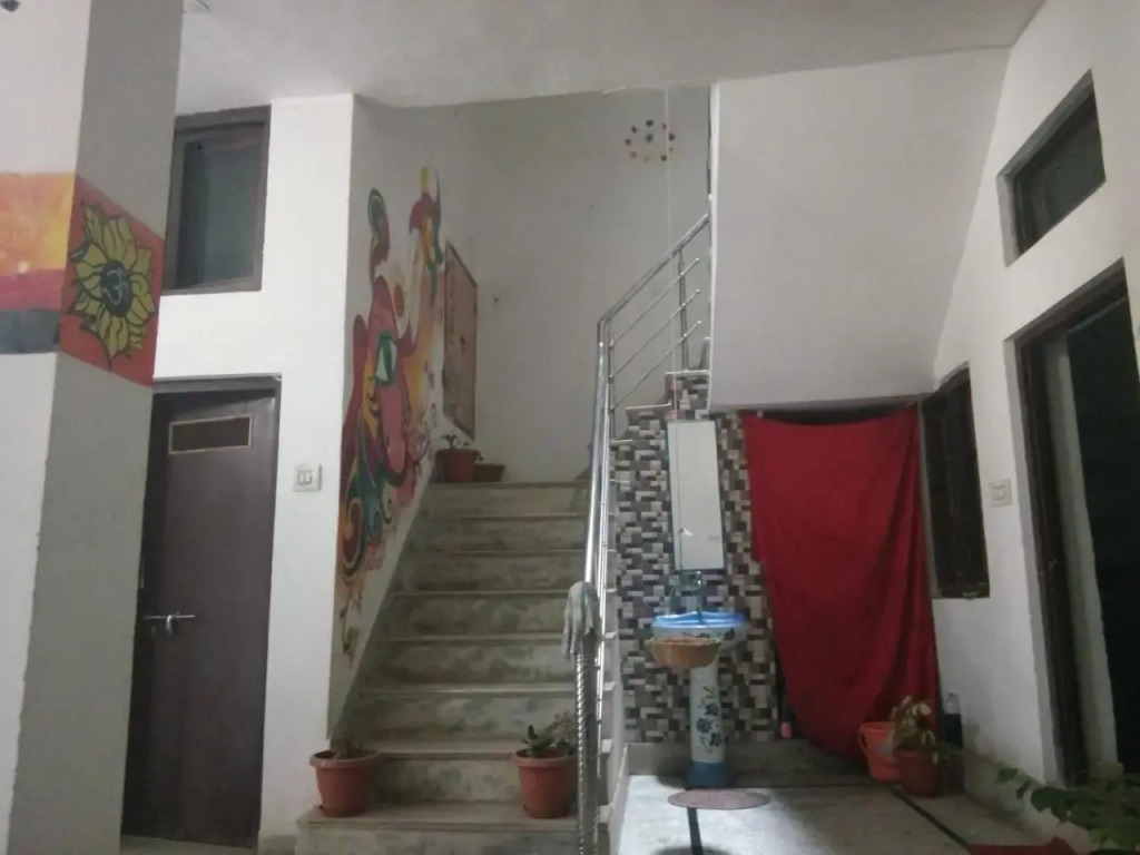 Suri Guest House