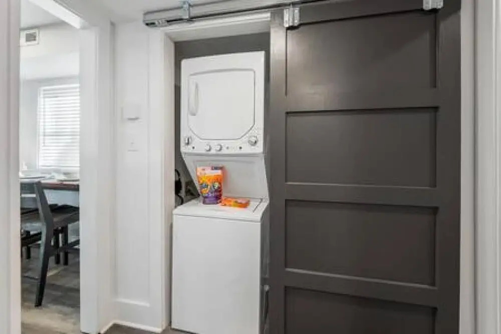 Great Location Close to Golf and Downtown
