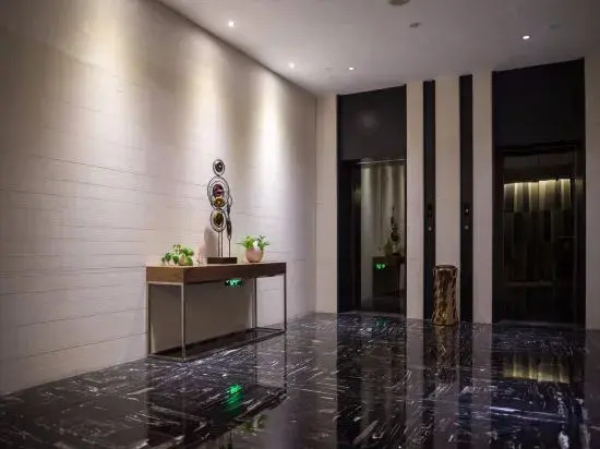 Gallery Hotel
