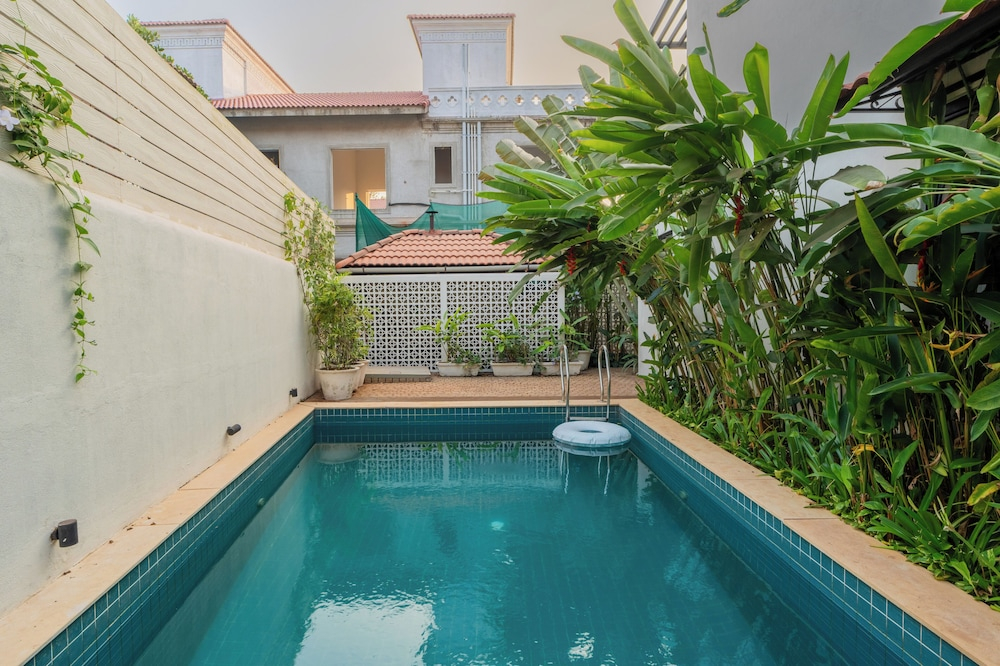 ELIVAAS Bogenvilla Luxe 3 BHK Villa