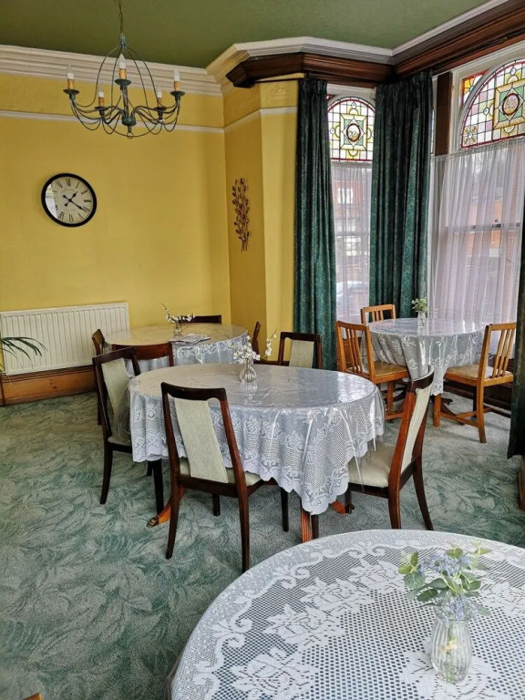 Chimneys Guest House