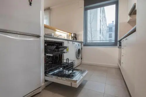 Lovelystay - Family-Friendly Apartment Downtown