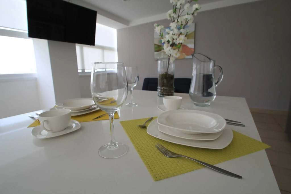 Boutique Apartment Downtown 707 two bedrooms