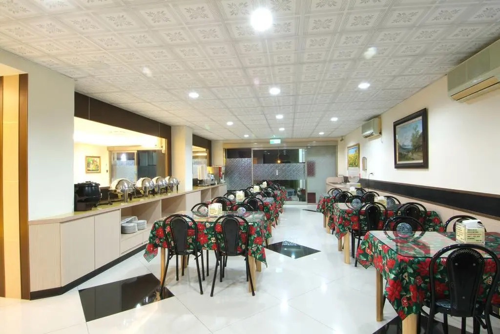 Puti Commercial Hotel