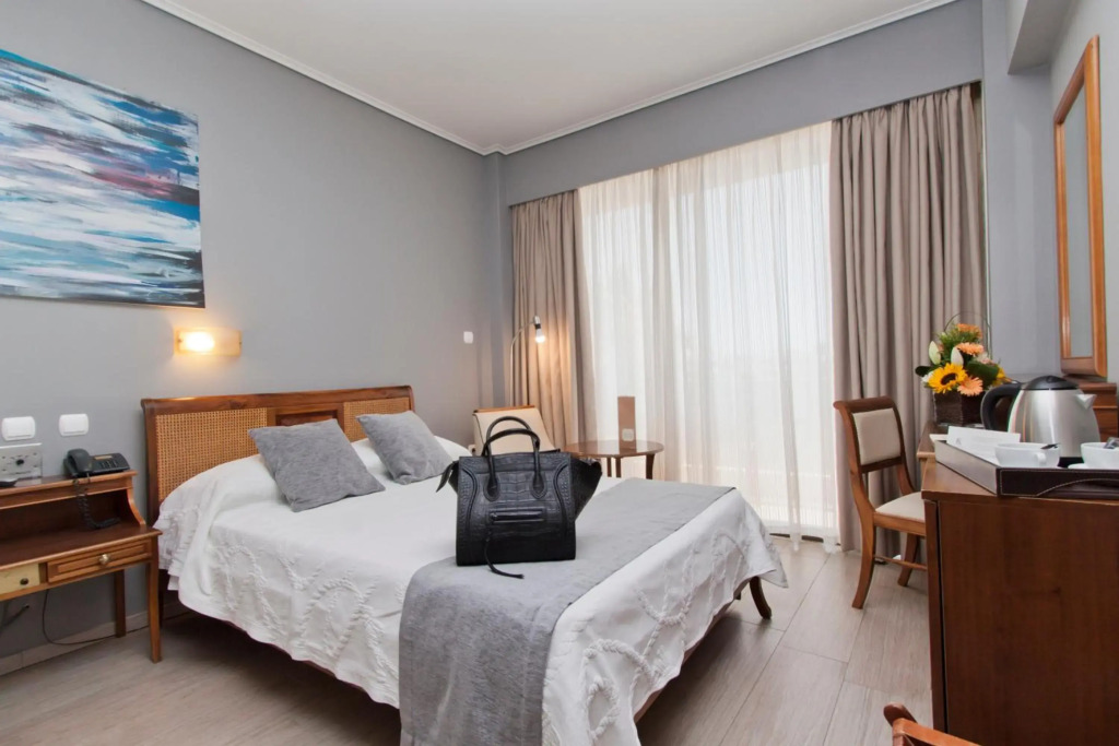 Golden Sun Hotel
