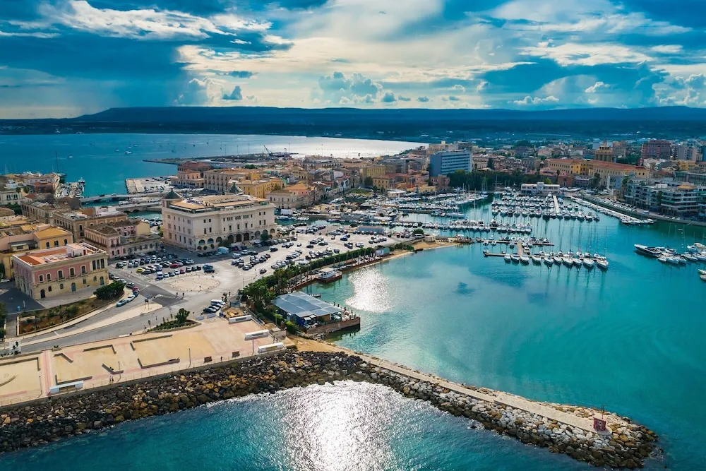 Xenia and Selene Apartments 200m From Sea