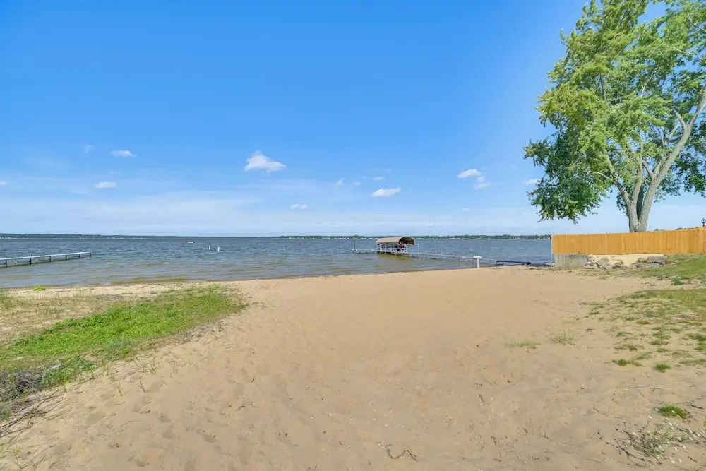 Lake City Studio: Walk to Engelwood Beach & Town