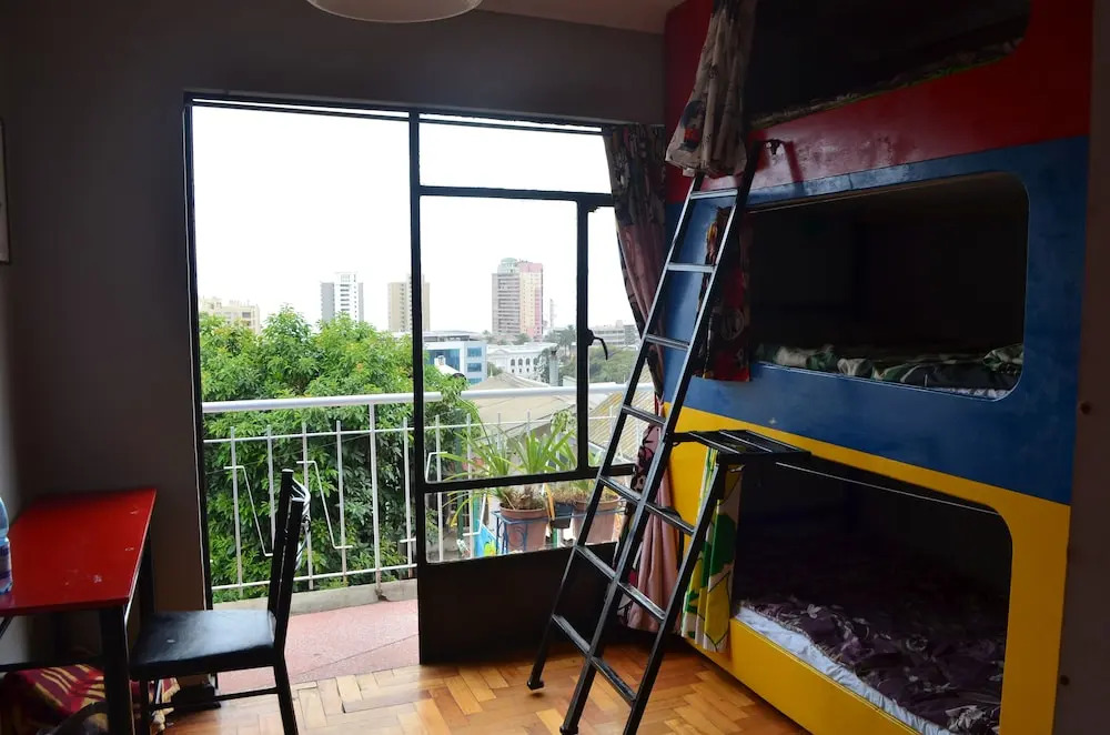 La Casa Azul Hostel