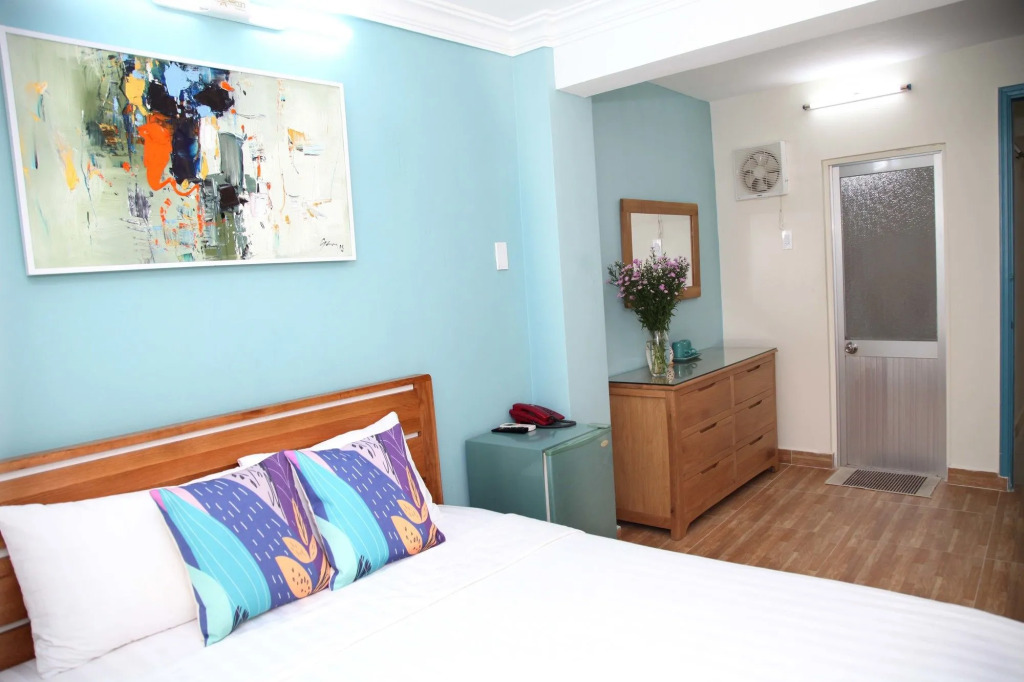 Cozy Hotel - 140 Cong Quynh