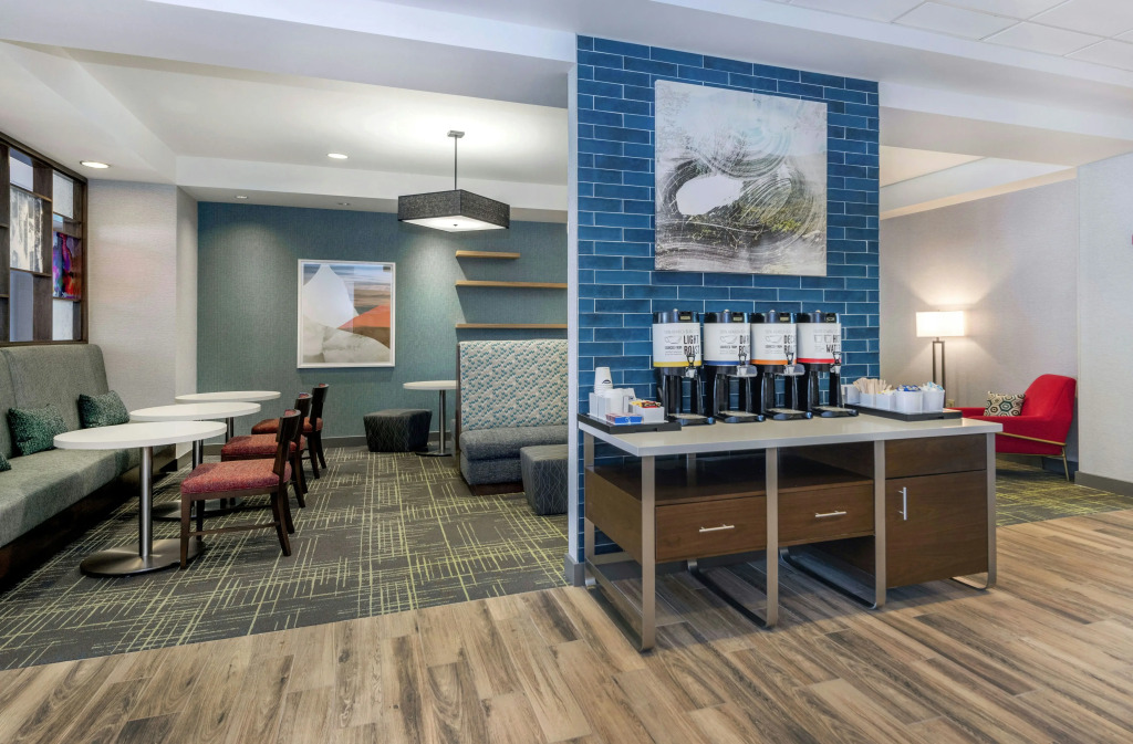 Hampton Inn & Suites Burlington