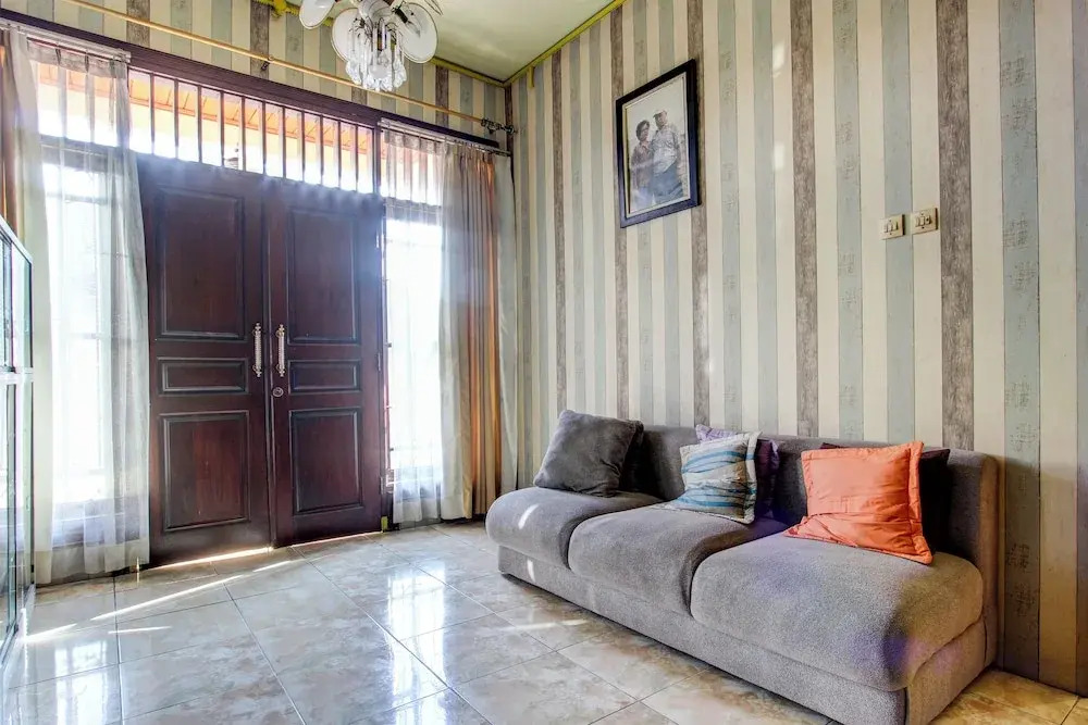 Hotel O Griya Pius Syariah Malioboro