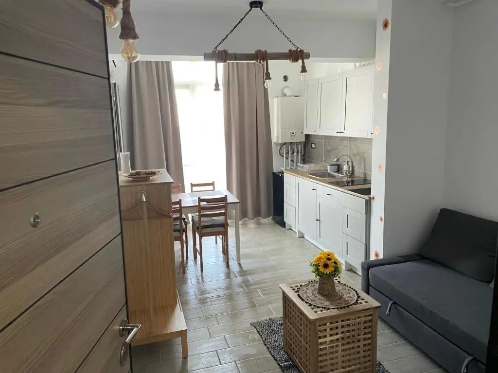 Alezzi Holiday Apartment 13 G