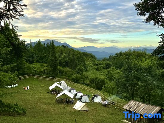 Luzhiqingcheng Wenquan Homestay