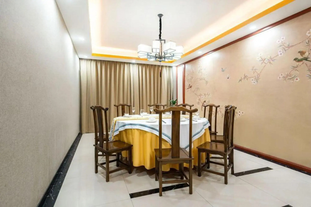 LANOU Hotel (Lianyungang Donghai Anfeng Town)