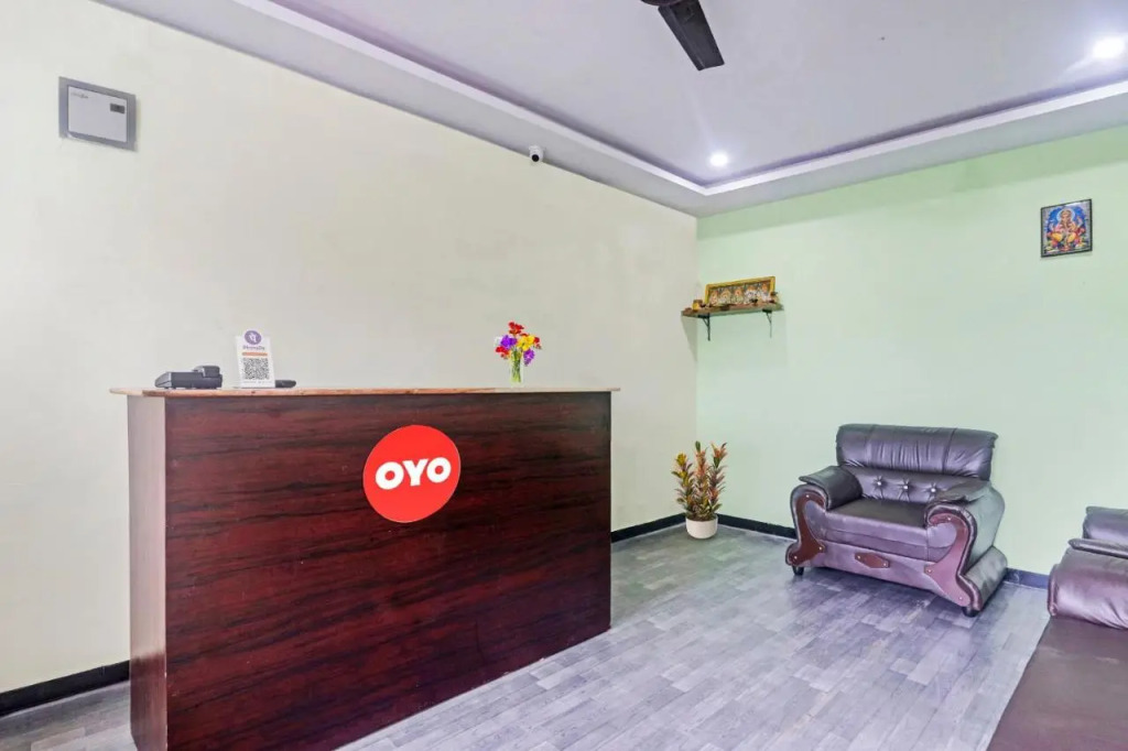 OYO 93028 Hotel Venkateshwara Grand