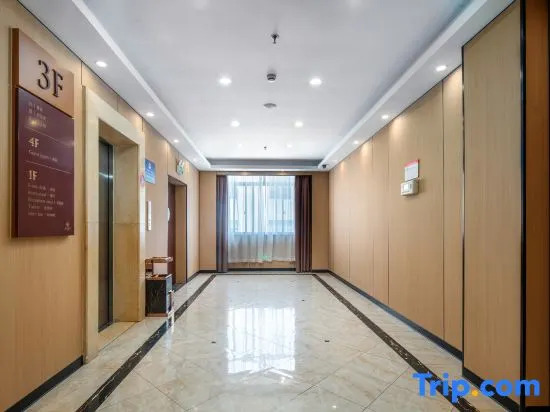 Tongbao Hotel