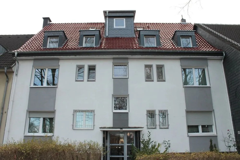 KLN Apartments