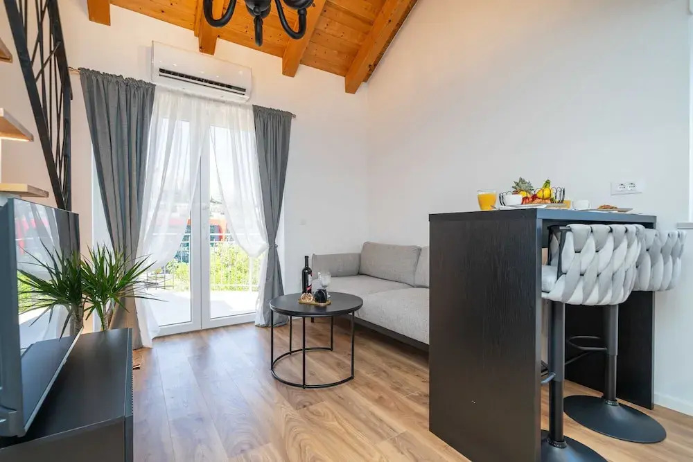 Apartments Villa Aura