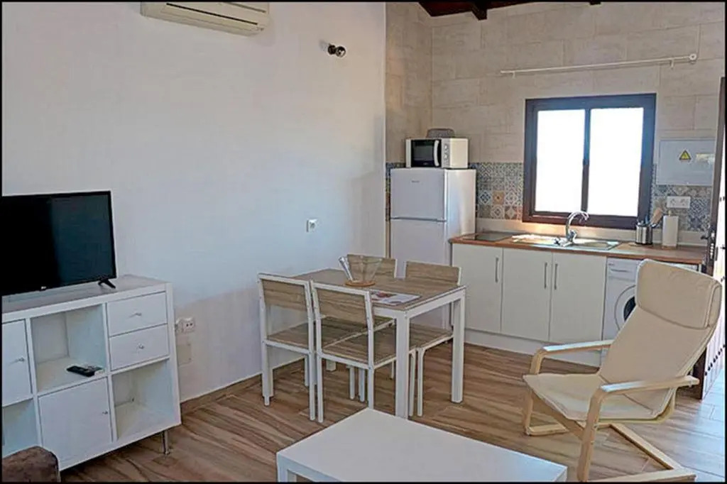 Bungalow Ramos II, con piscina compartida