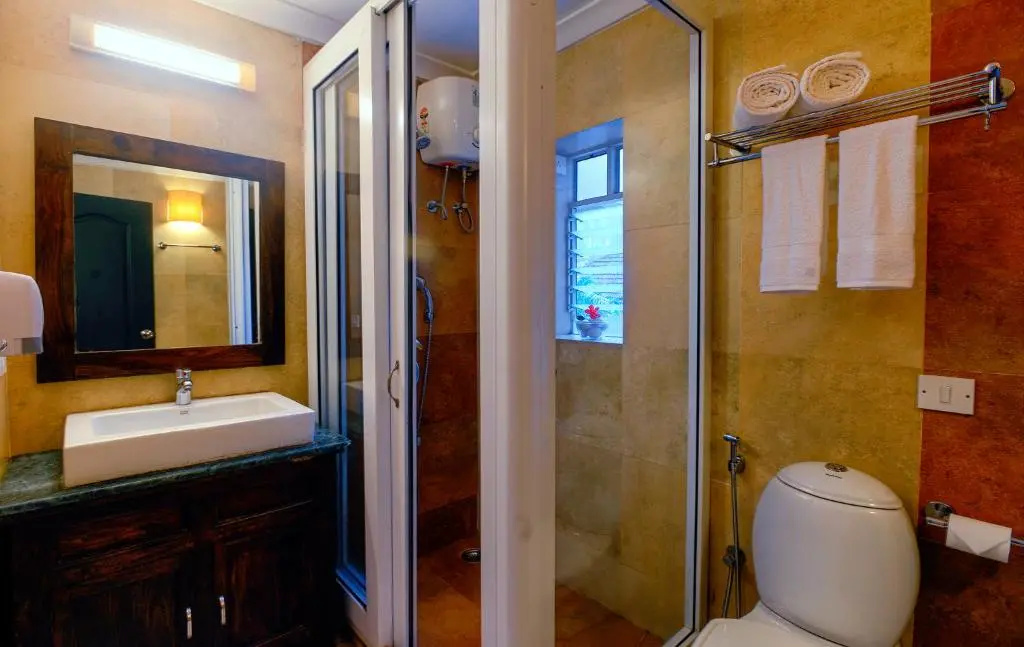 TreeHouse Blue, Hotel & Serviced Apartments