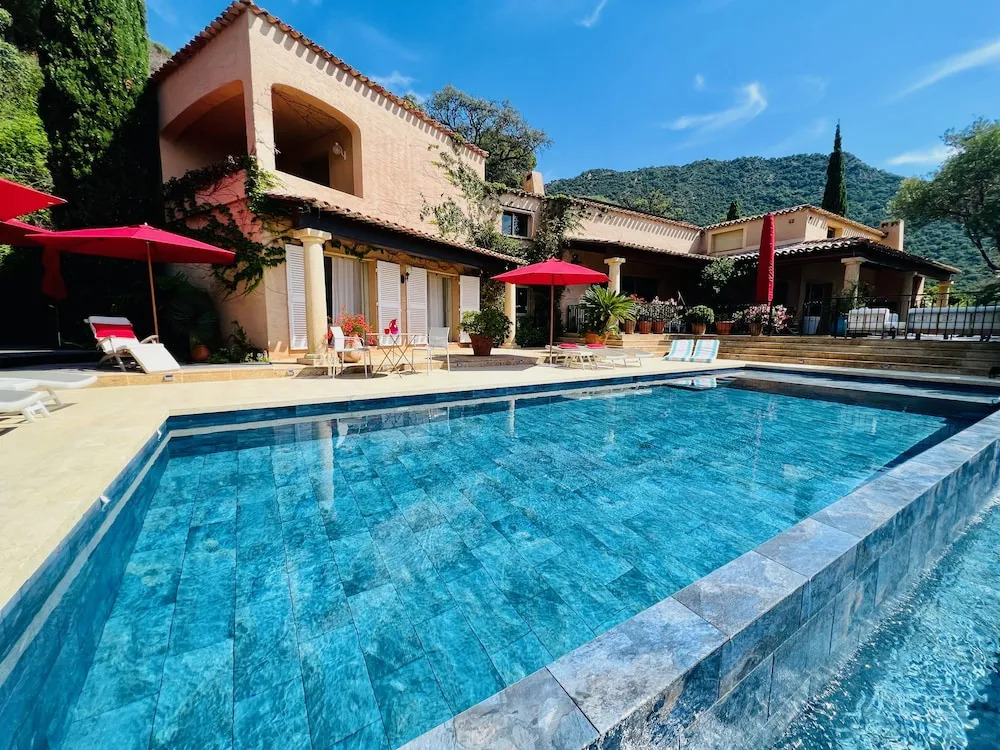 Villa Thalassa Art B&B