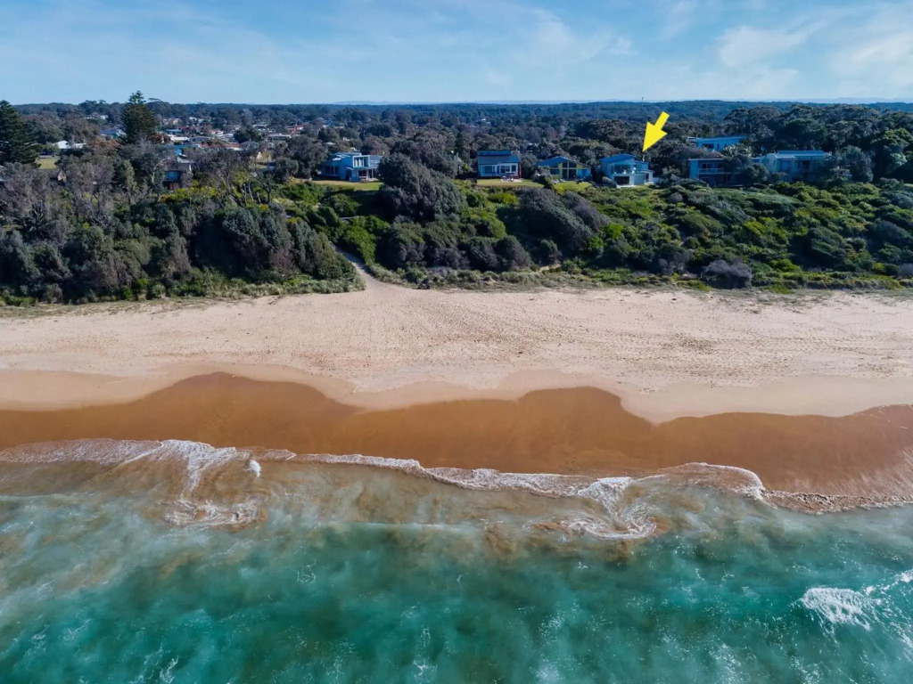 BEACH PERFECT Culburra Beach 4pm Check Out Sundays except Peak Season