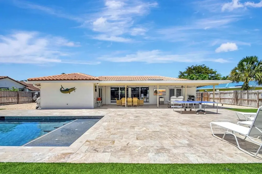 Dolphin Villa - Private Pool