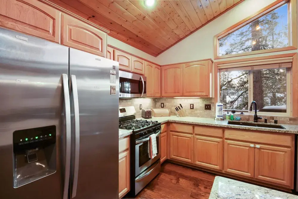 Quaking Cabin Gas BBQ & Amenities Access!