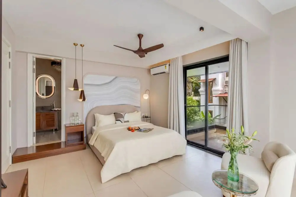 HIREAVILLA Villa Orann - Luxury 5BR in the heart of Vagator