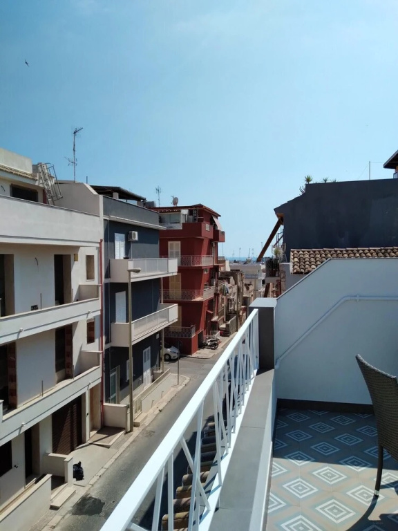 House With 2 Bedrooms in Pozzallo, With Wonderful City View, Furnished Terrace and Wifi - 400 m From the Beach