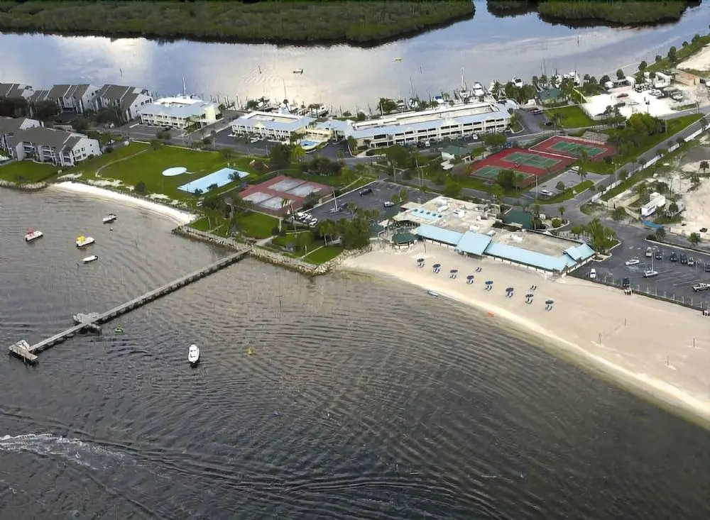 Harborside Suites at Little Harbor