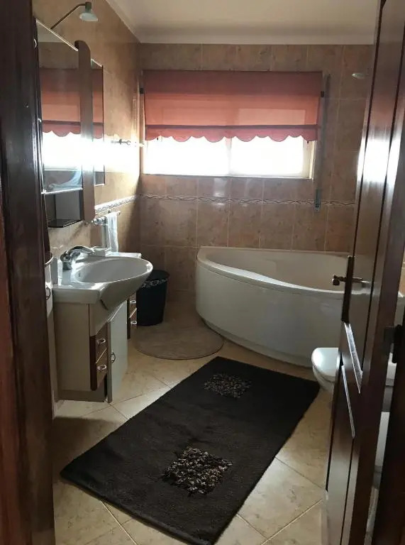 Moradia Com Piscina T4