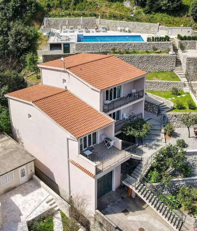 Apartments Dončić