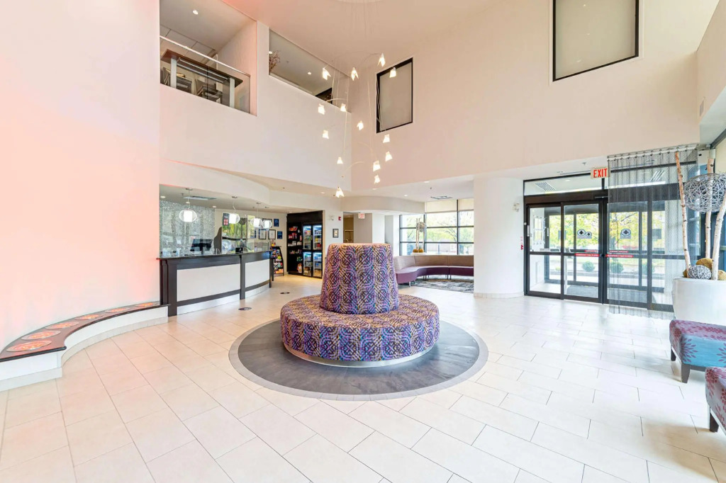 C Hotel by Carmens, BW Premier Collection